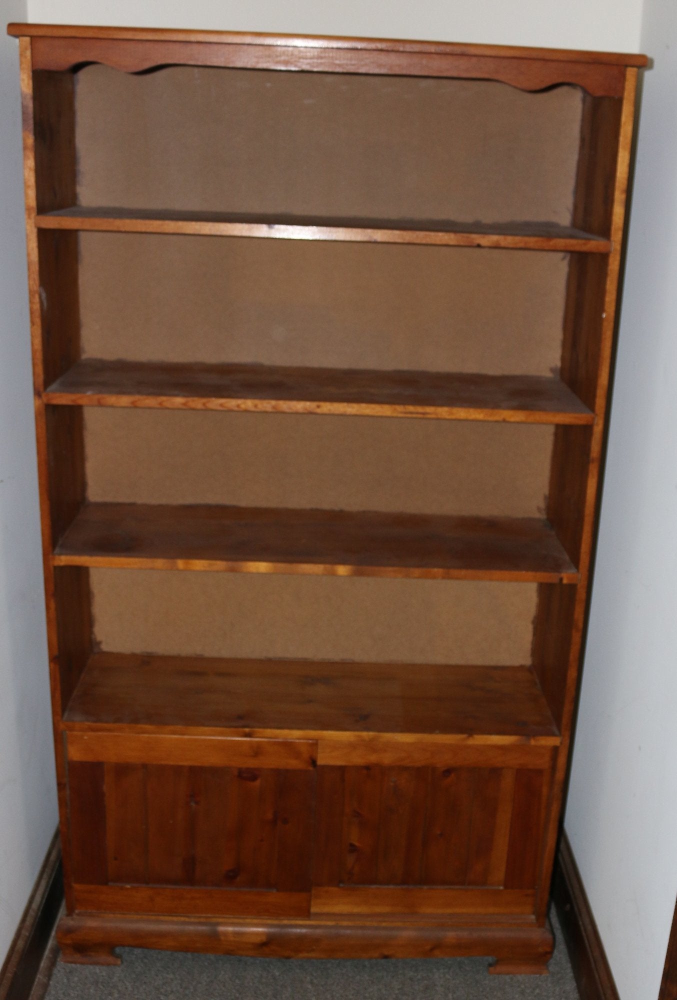 250619-1 Solid Wood 4-Shelf Bookcase With 2-Sliding Doors