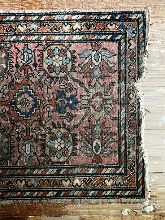260827-2 Oriental Runner