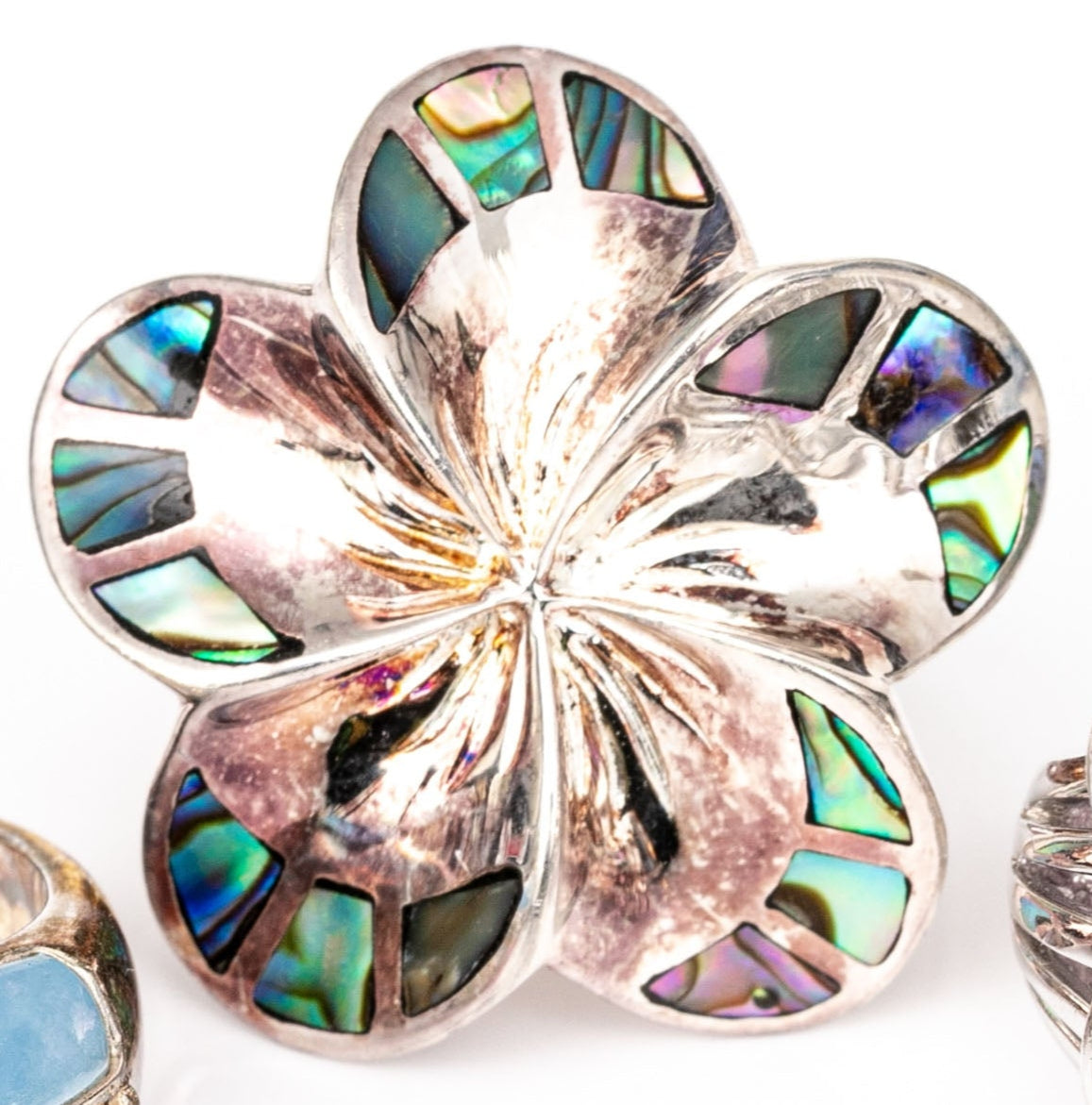 SZ 6.75.925 & Abalone Flower Ring