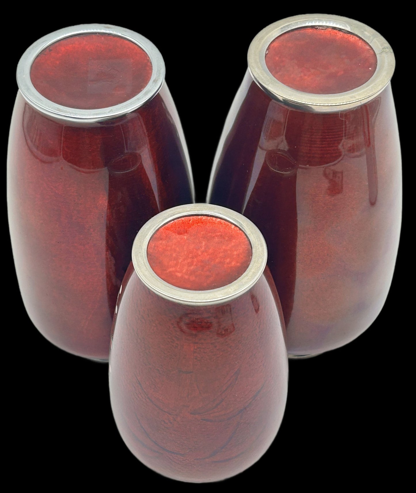 250806-5A Pair Japanese Pigeon Blood Cloisonne Vase