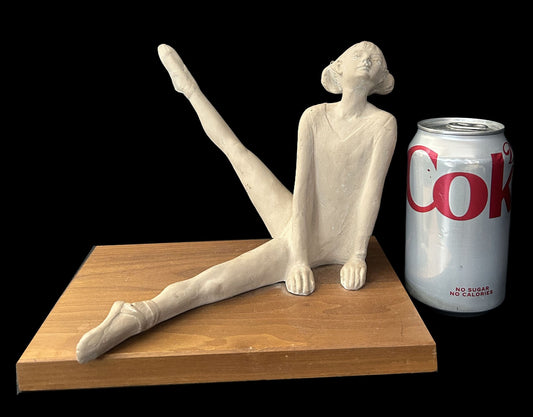 260916-11 Ballerina Sculpture By Austin Productions