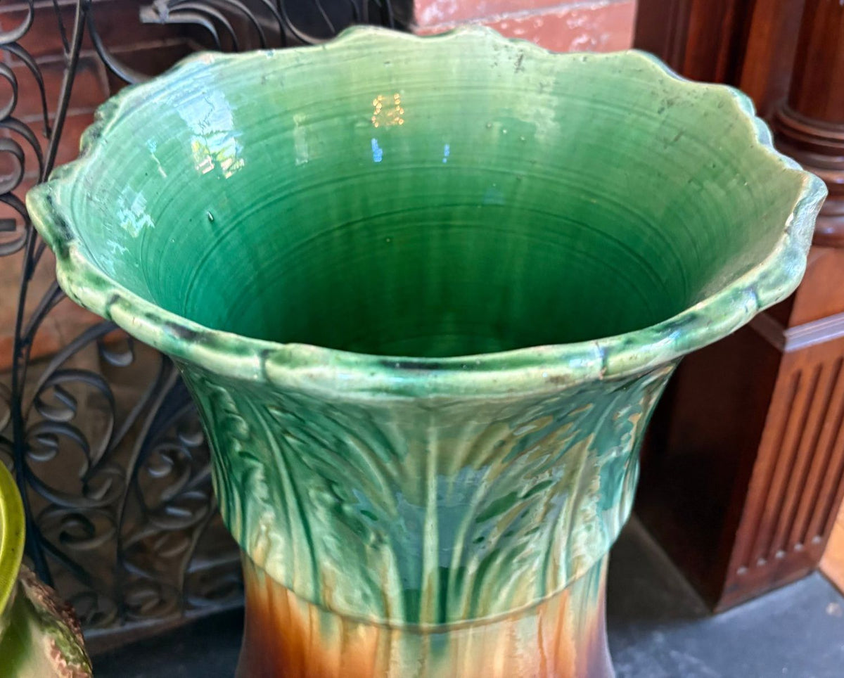 260830-3C Majolica Umbrella Floor Vase