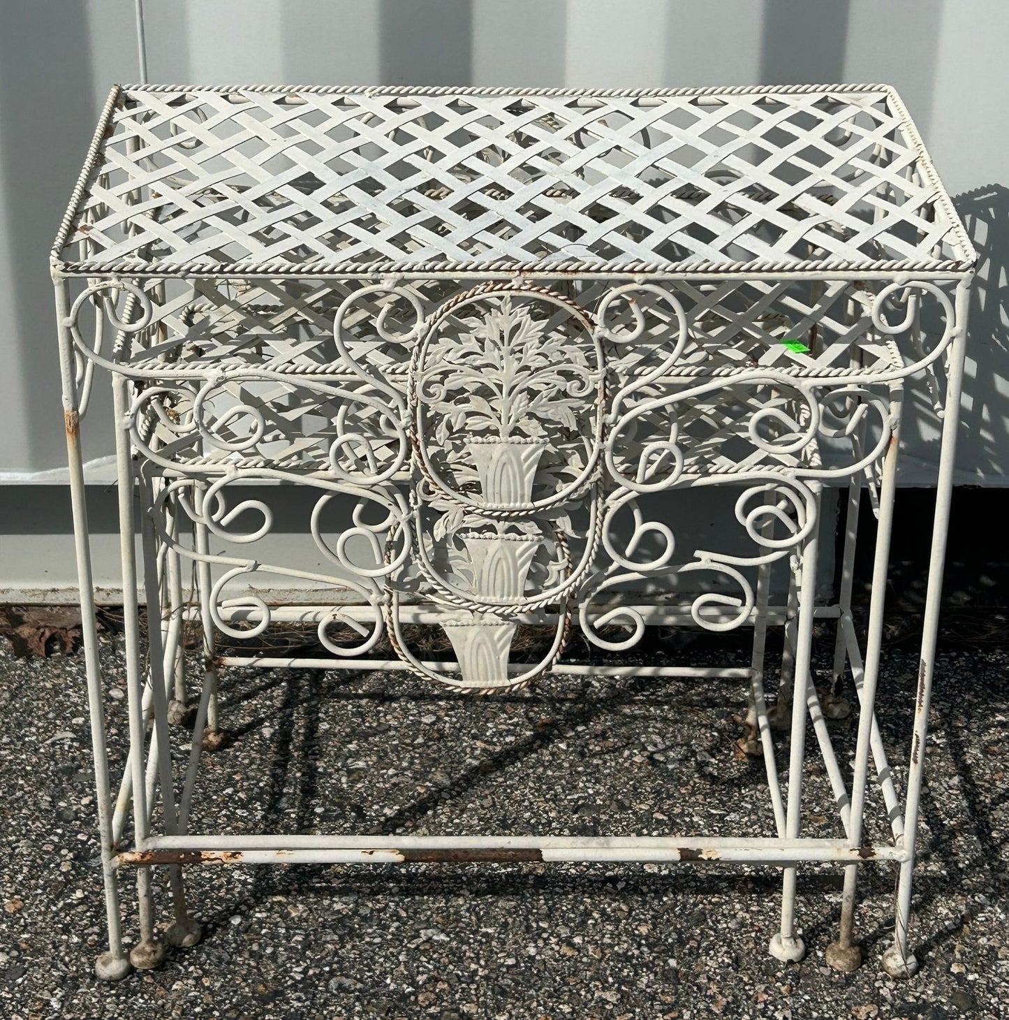260610-8 3-Pcs Graduated White Metal Outdoor Table