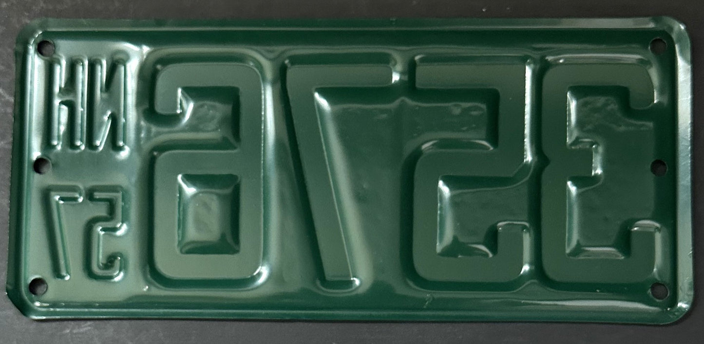 250827-1 Unused 1957 NH Boat License Plate