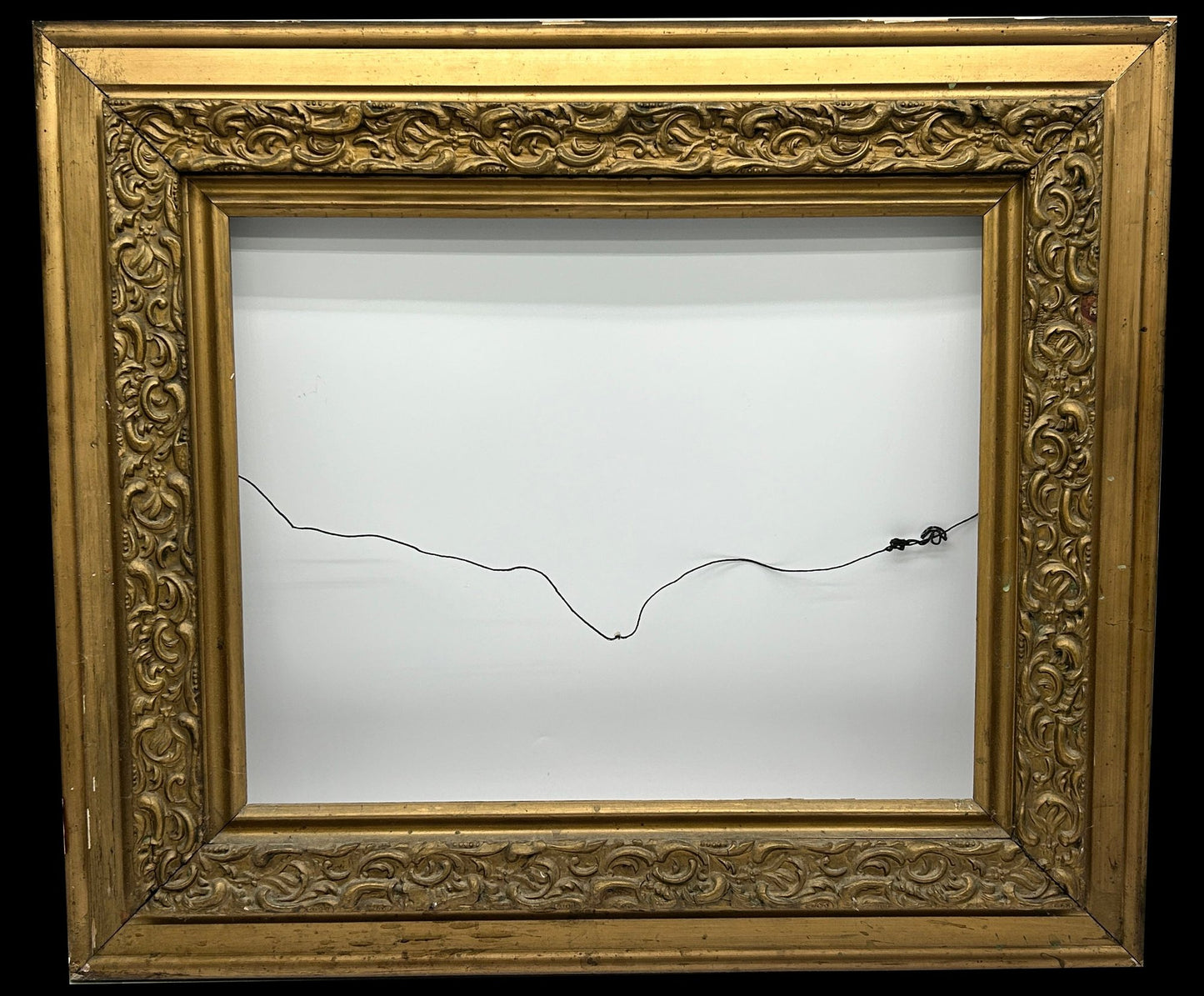 250827-18 Antique Gilt Frame, 29" X 25.5"