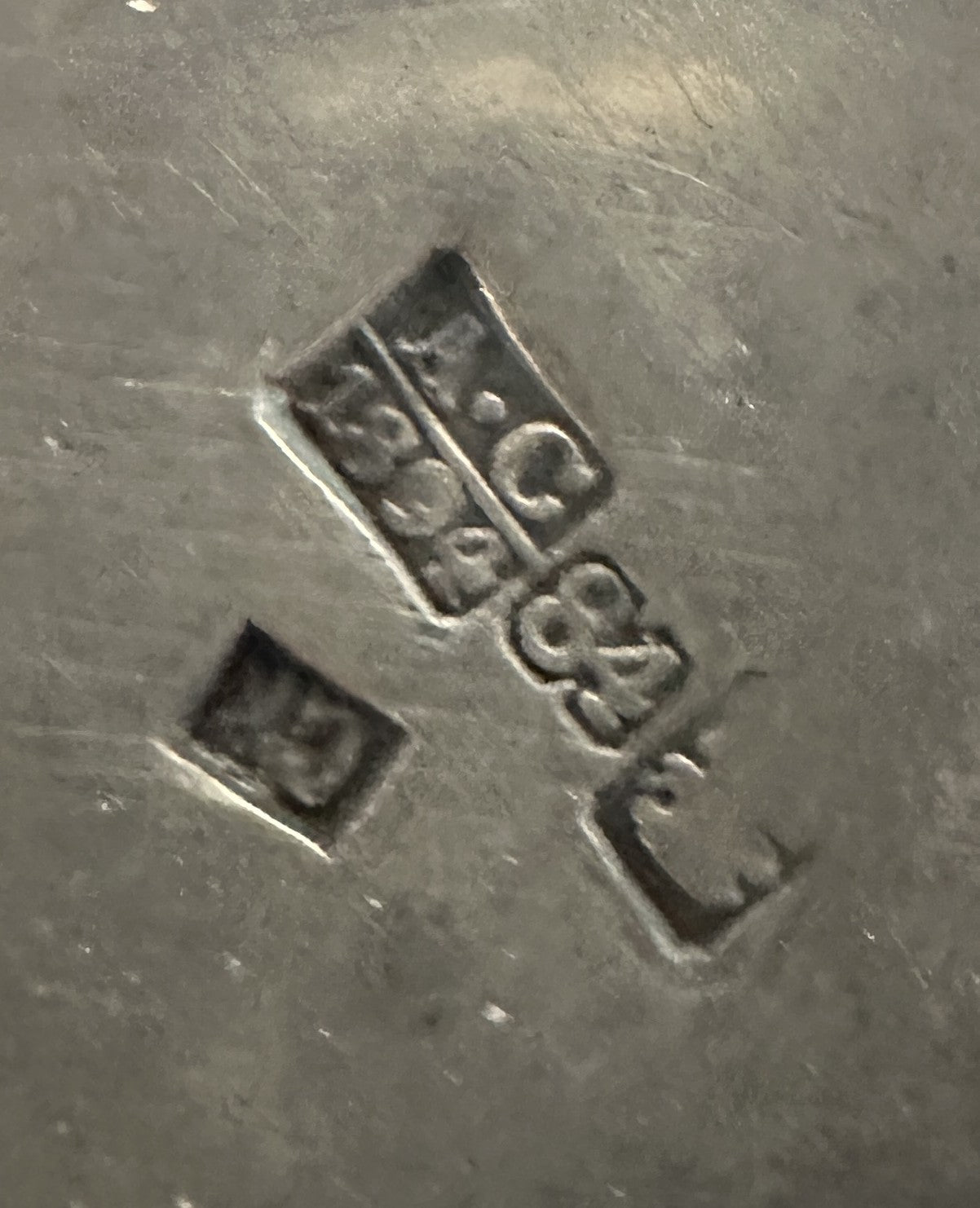 251009-5 Antique Russian Silver Beeker With Niello Inlaid Design