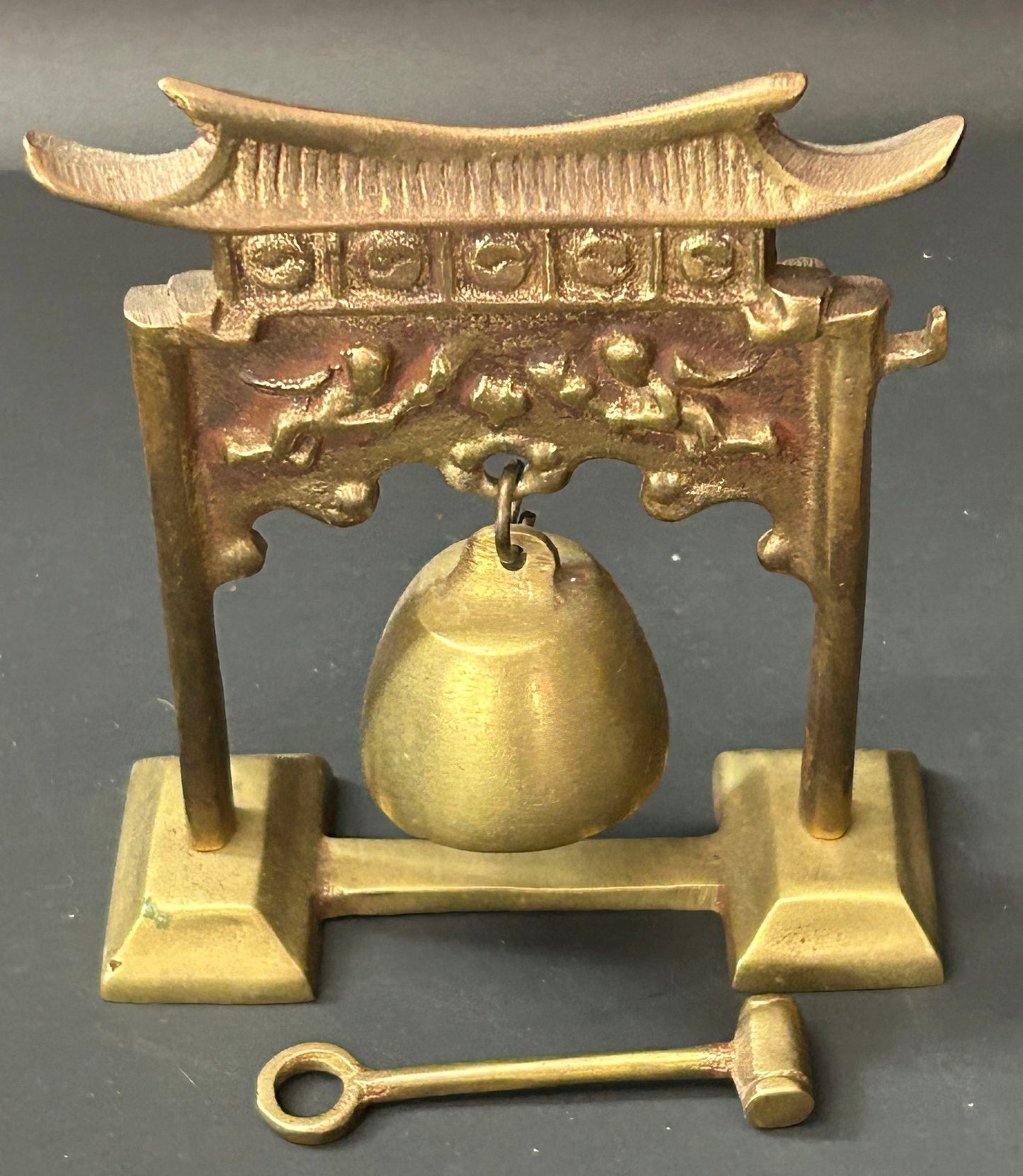251210-32A Vintage Brass Pagoda Handing Gong Bell