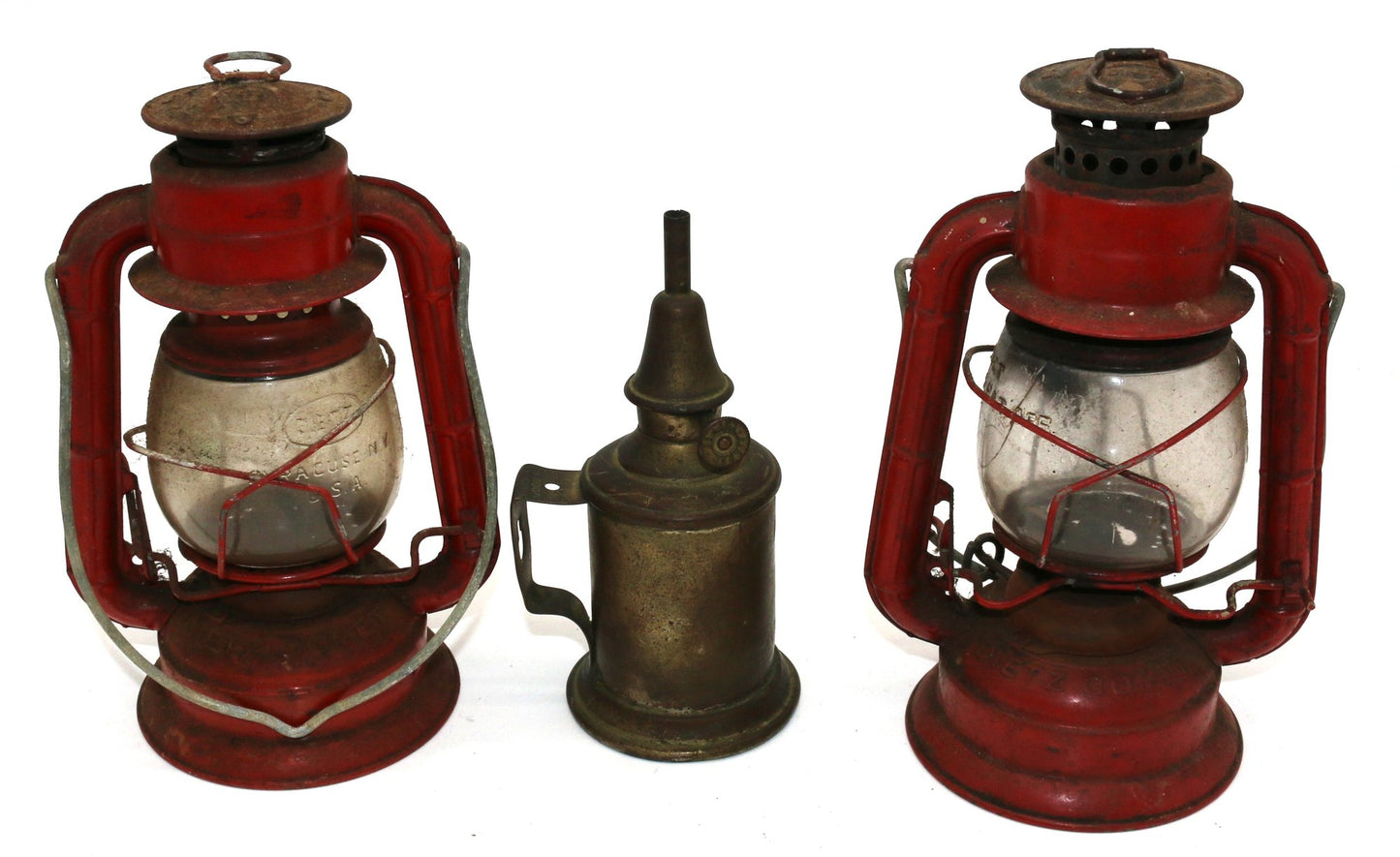 250219-16A Dietz Red Comet Lantern