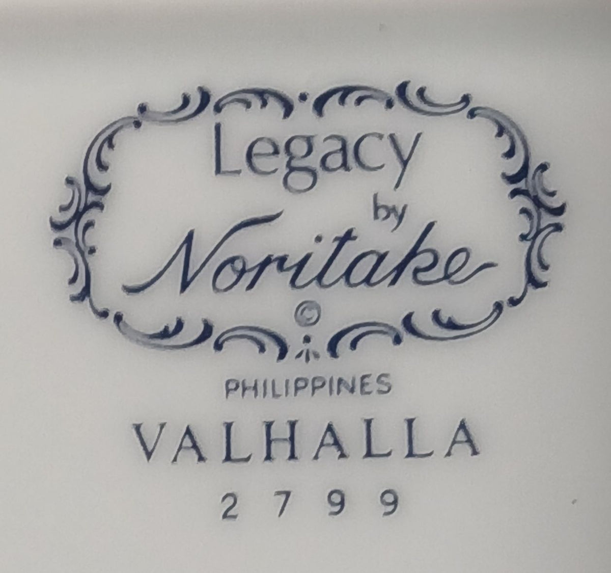 260916-12B Noritake Valhalla 9" Oval Bowl