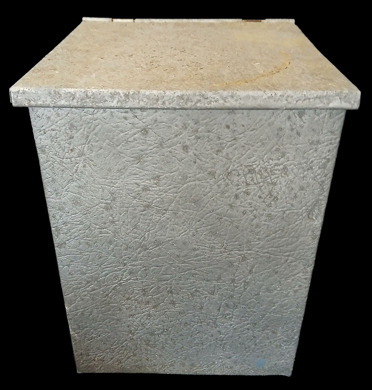 260916-15 Galvanized Milk Box
