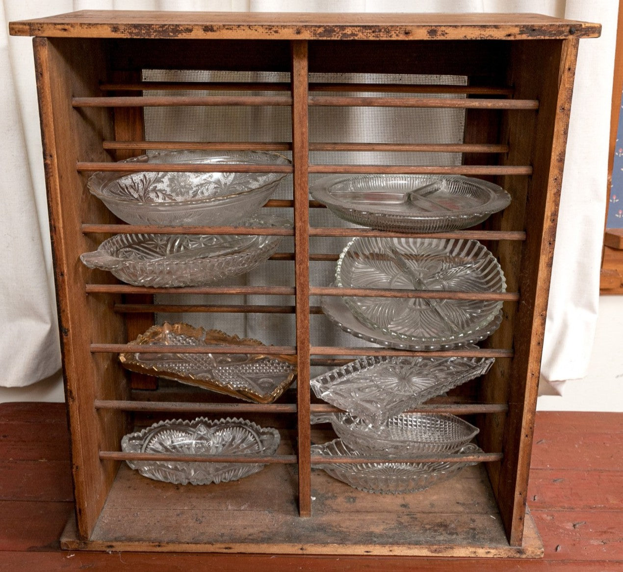 Primitive Tabletop Pie Safe