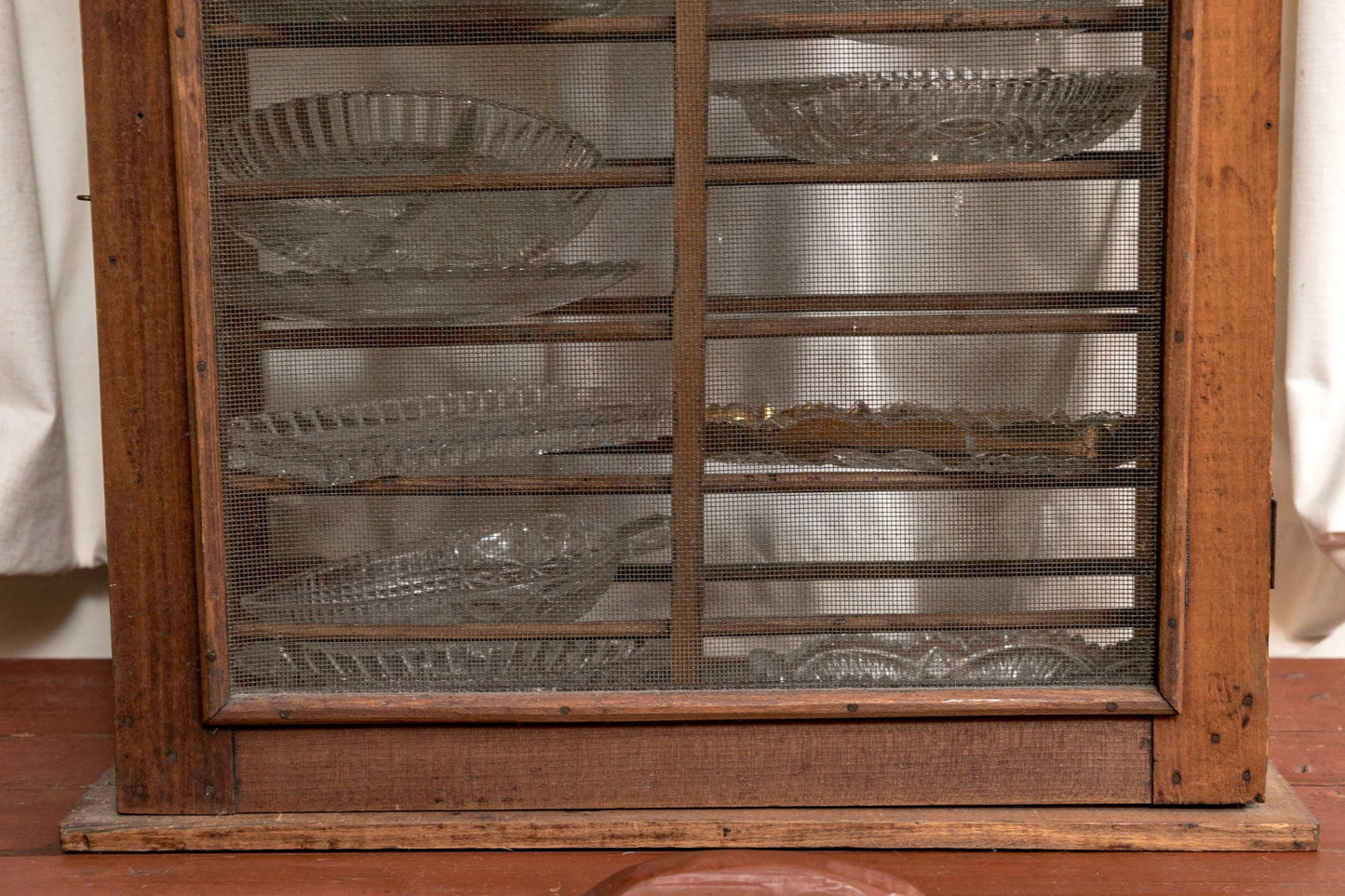 Primitive Tabletop Pie Safe