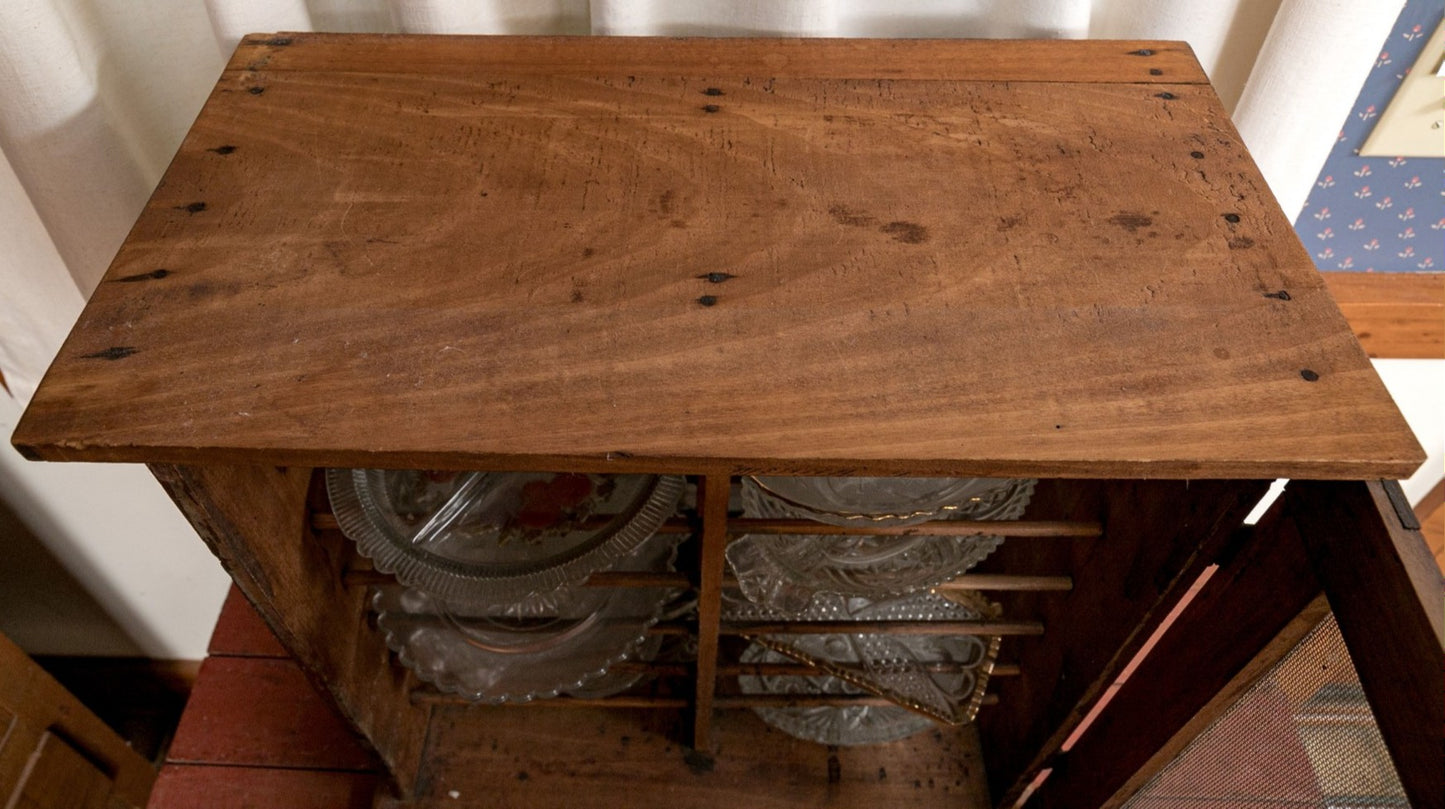 Primitive Tabletop Pie Safe