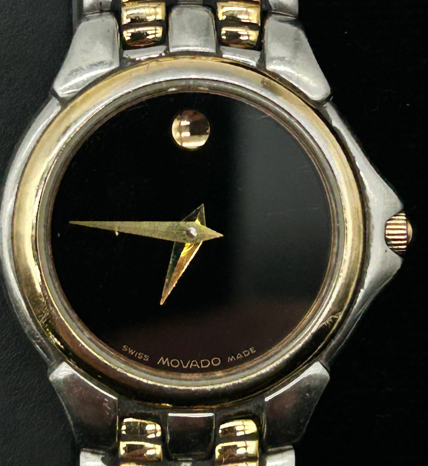251016-2 Ladies Movado Quartz Wrist Watch