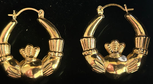 14K Claddagh Hoop Earrings, 3.19 dwt