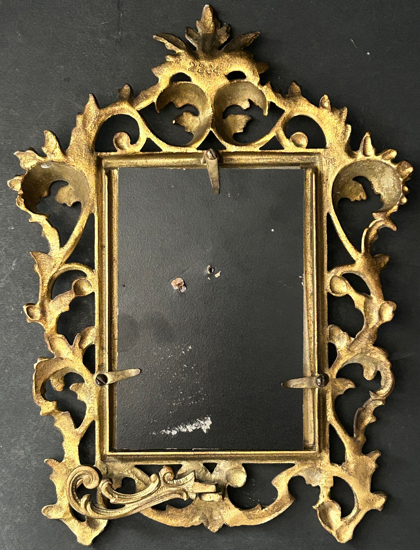 250514-3 Antique B&G Brass Reticulated Picture Frame