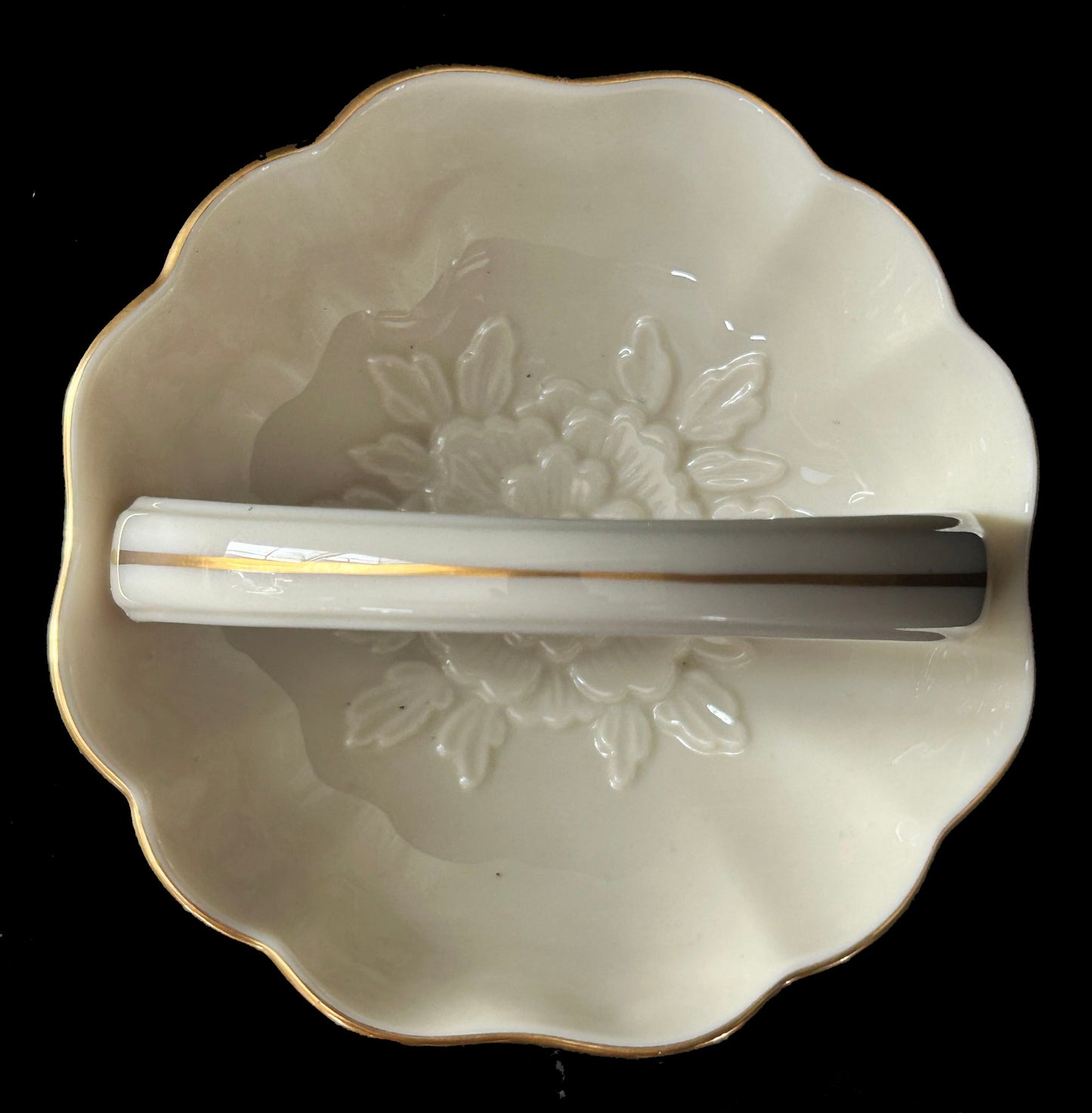 Lenox Ivory Peony Handled Basket