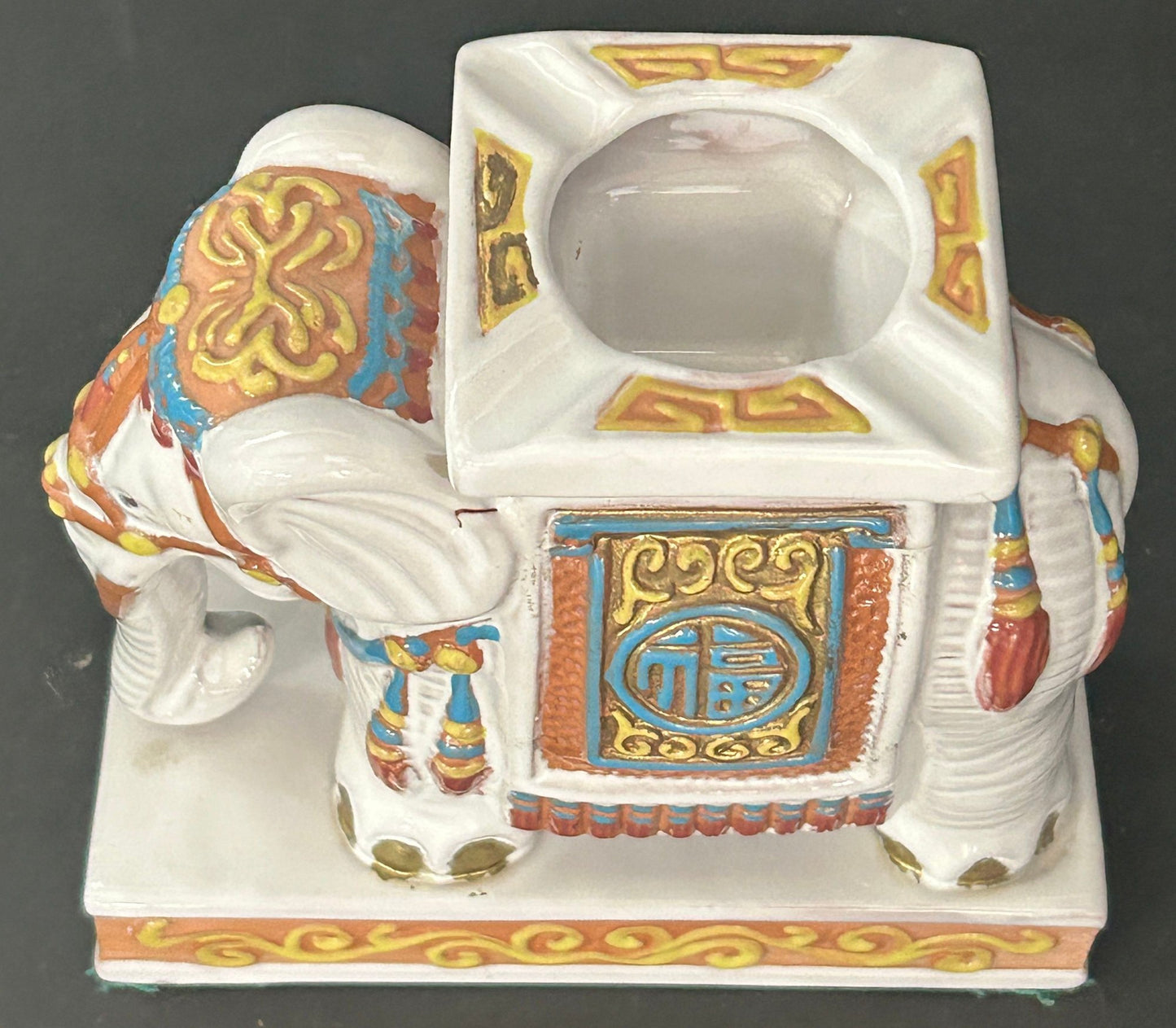 250716-19 Chinese Hollywood Regency Elephant Ashtray
