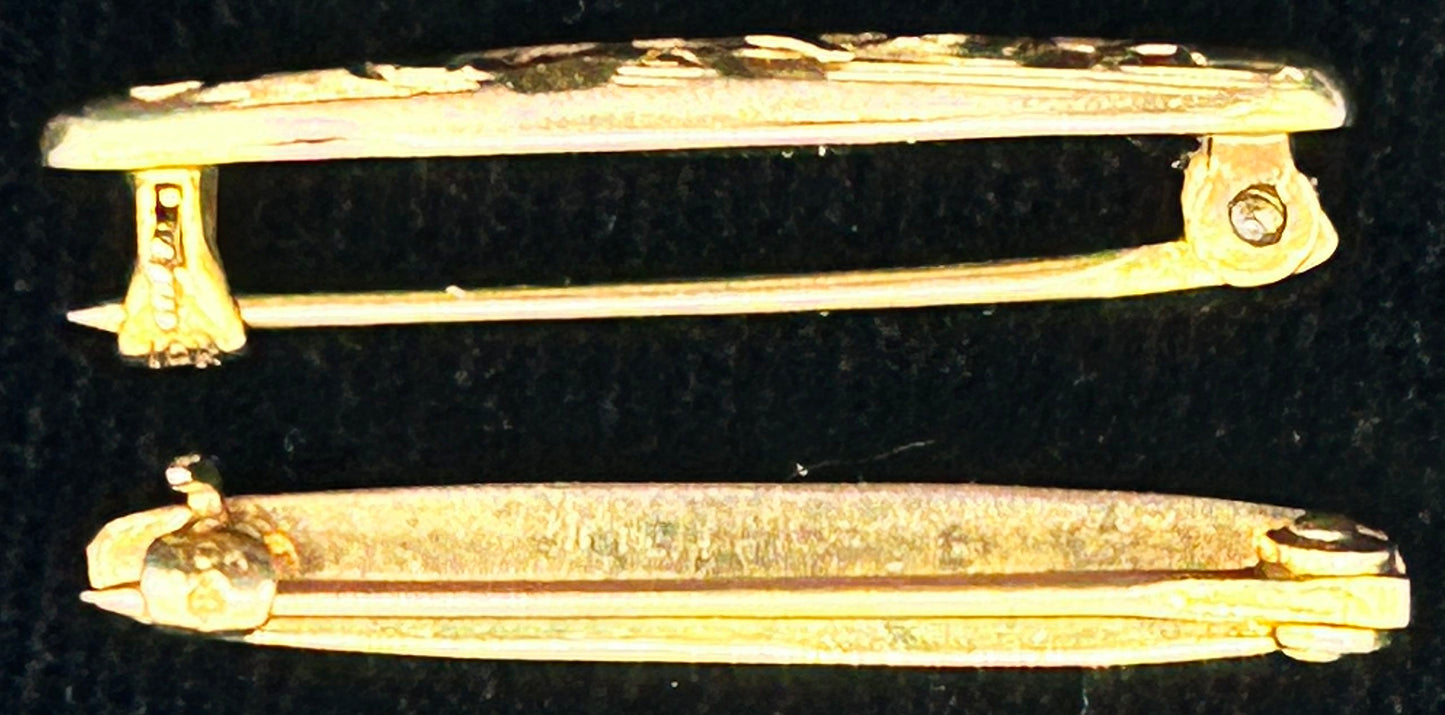 250514-17 Pair Edwardian 10K Gold Collar Pins