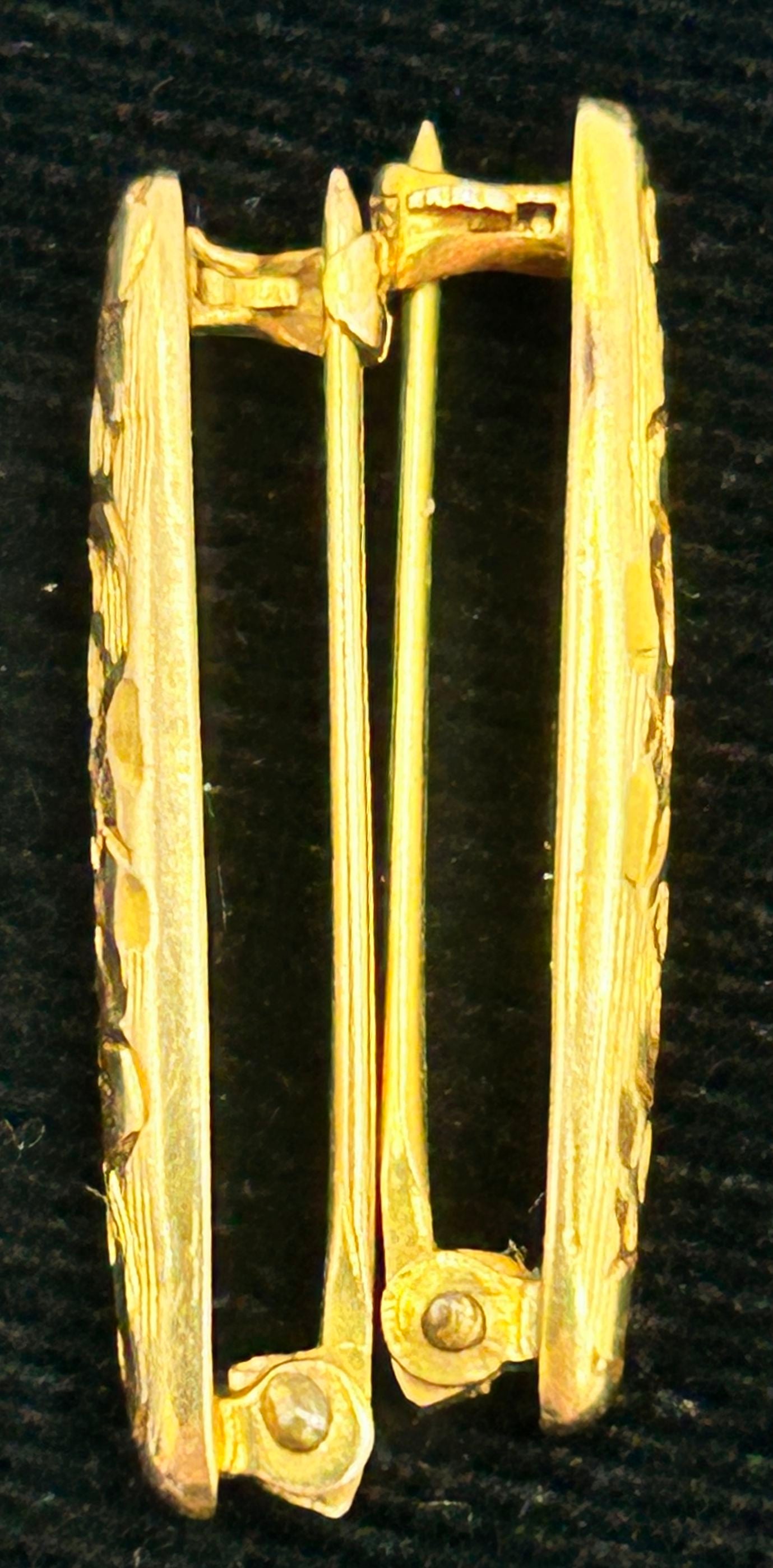 250514-17 Pair Edwardian 10K Gold Collar Pins