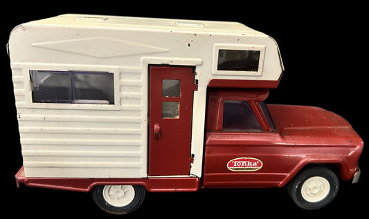 250806-7 250806-7 Tonka 1967 Jeep Gladiator