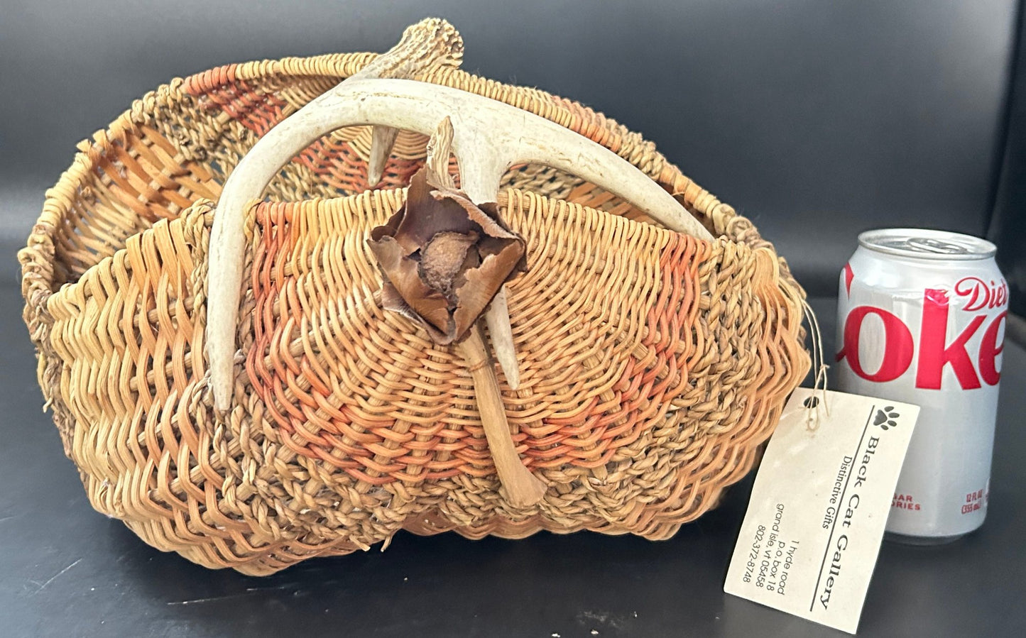 260211-13n Woven Bottock-Style Basket With Antler Handle