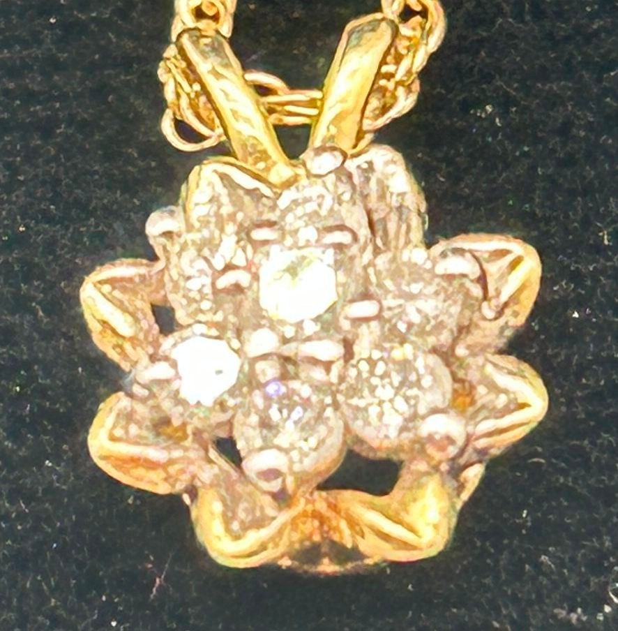 260625-2 14k Diamond Cluster Pendant on 18" Chain