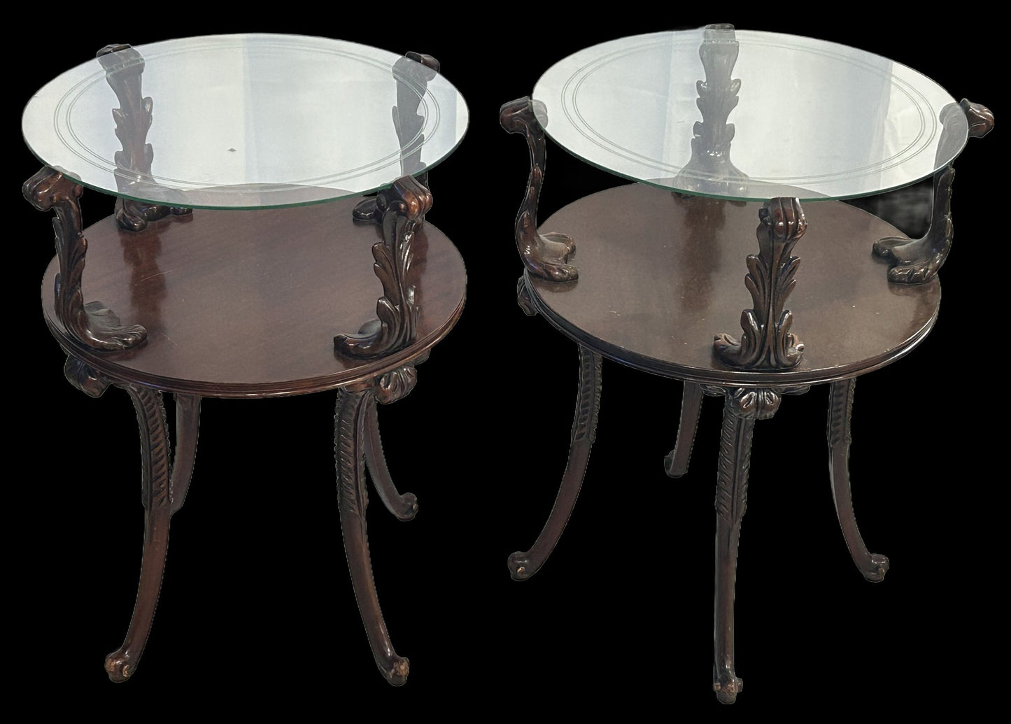 260610-1 Pair Victorian Style RD Mahogany End Tables