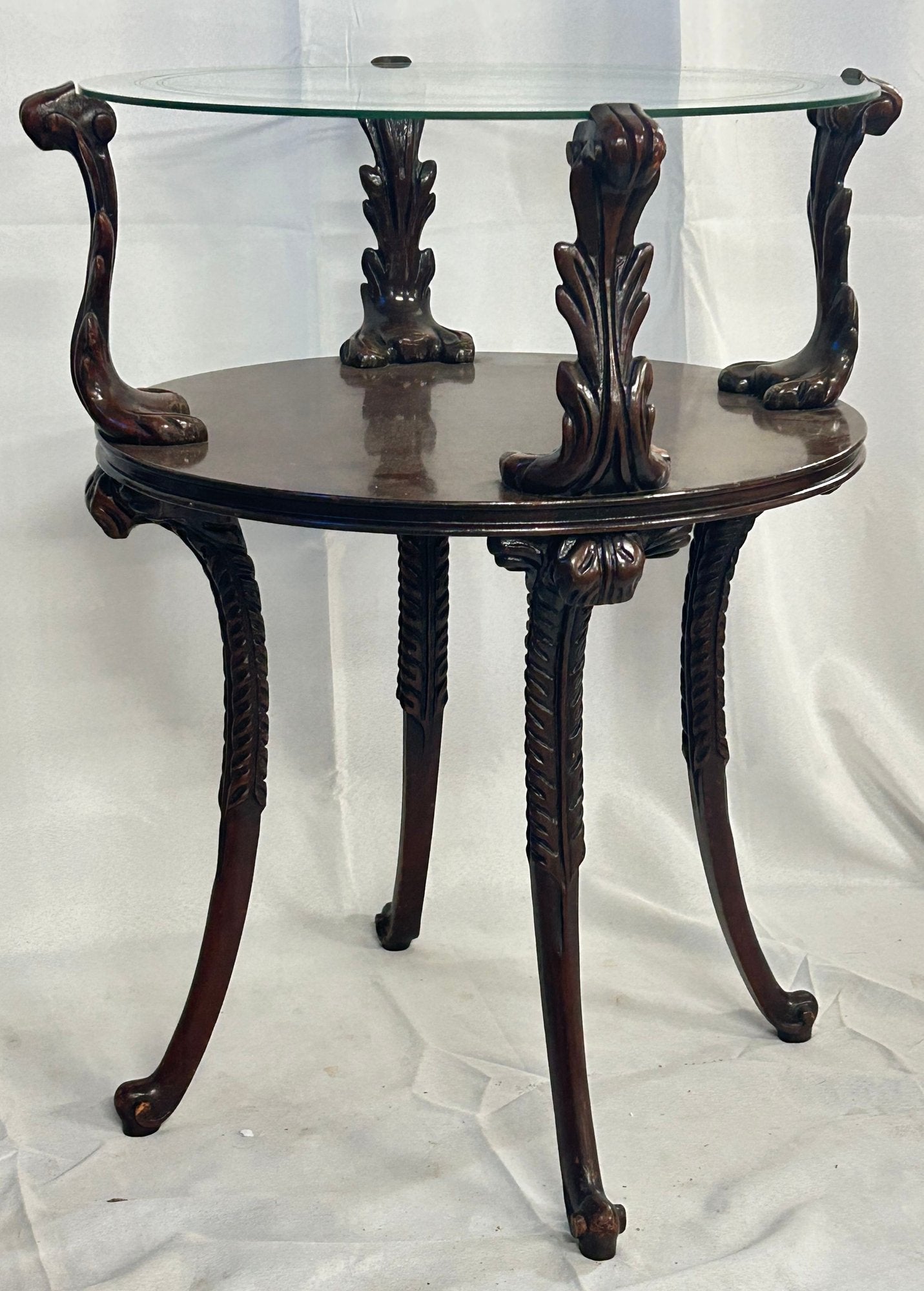 260610-1 Pair Victorian Style RD Mahogany End Tables
