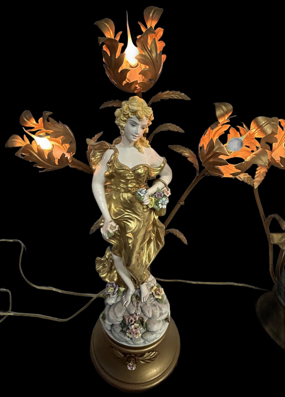 260916-5 Pair Art Nouveau Figurine Lamps