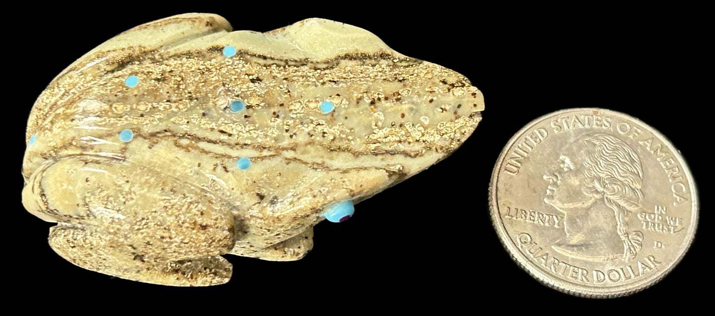 260610-4 Zuni Caved Stone Frog Fetish