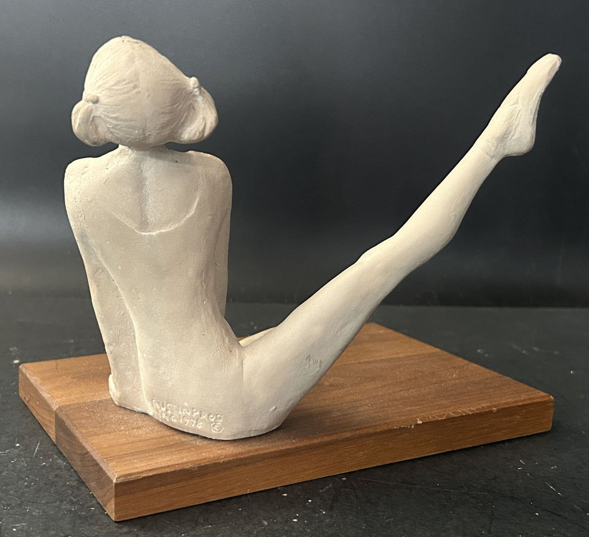 260916-11 Ballerina Sculpture By Austin Productions