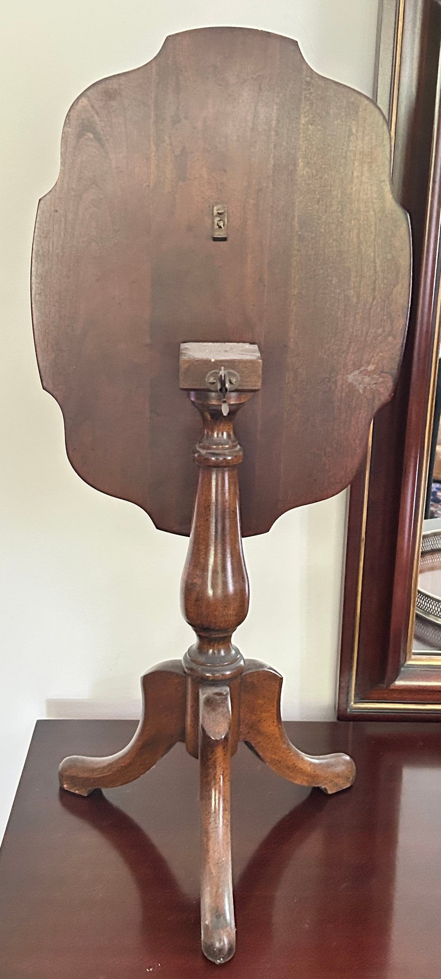 250814-8 Diminutive Tilt Top Wine Stand