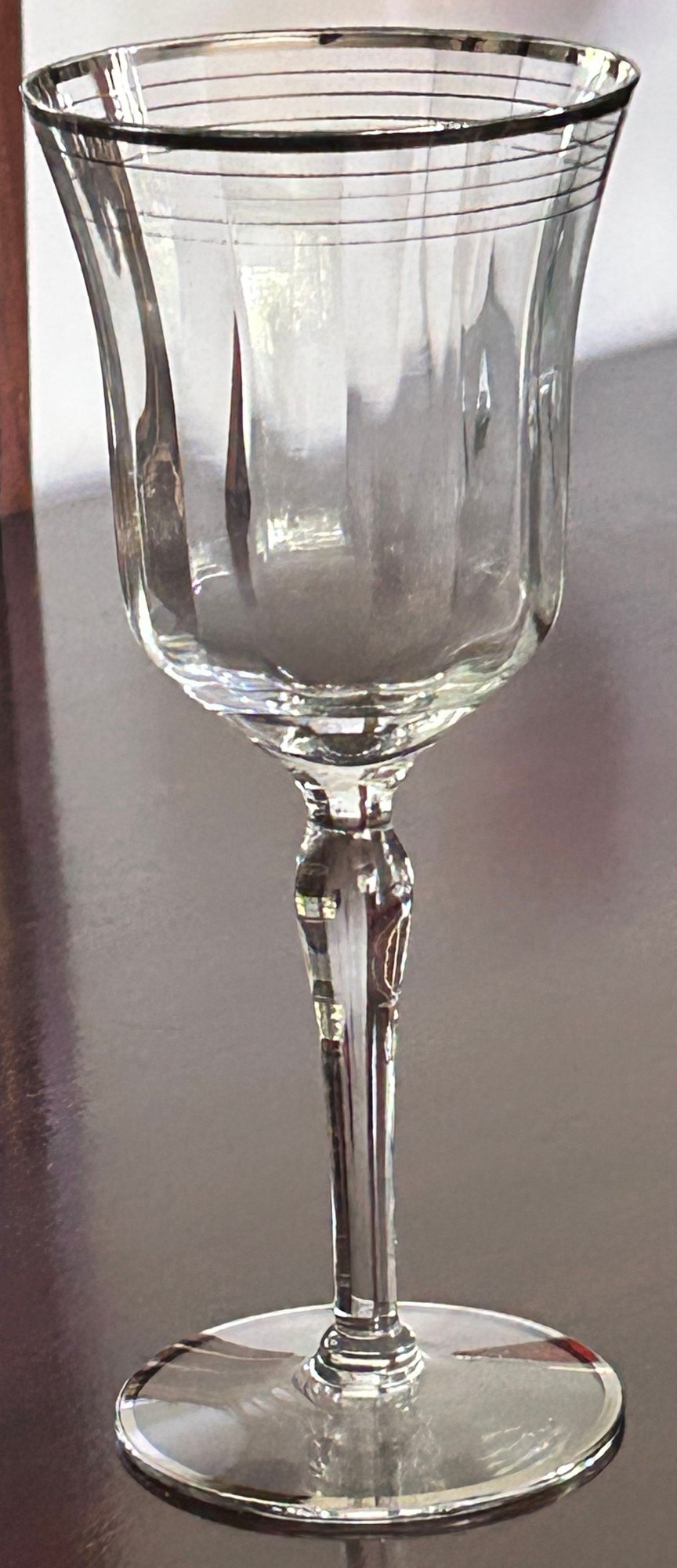 250814-10 Art Deco Platinum Ringed Stemmed Wine Glasses