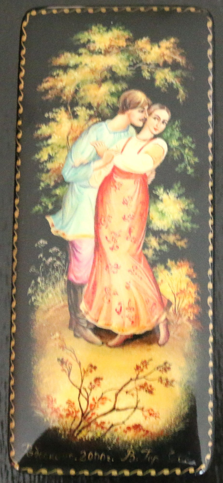 250814-3B Russian Black Lacquered Couple In Love Trinket Box