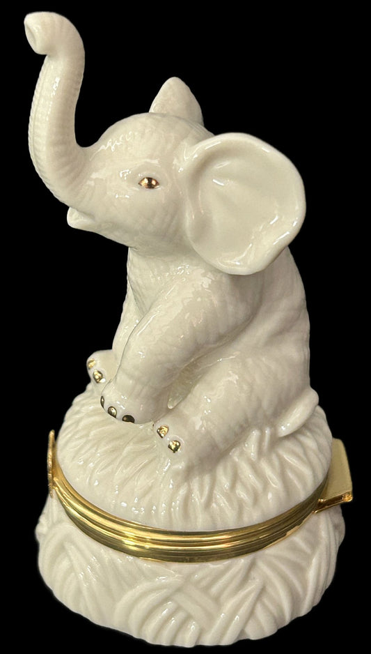 250806-19 Lenox Treasures Elephant Trinket Box