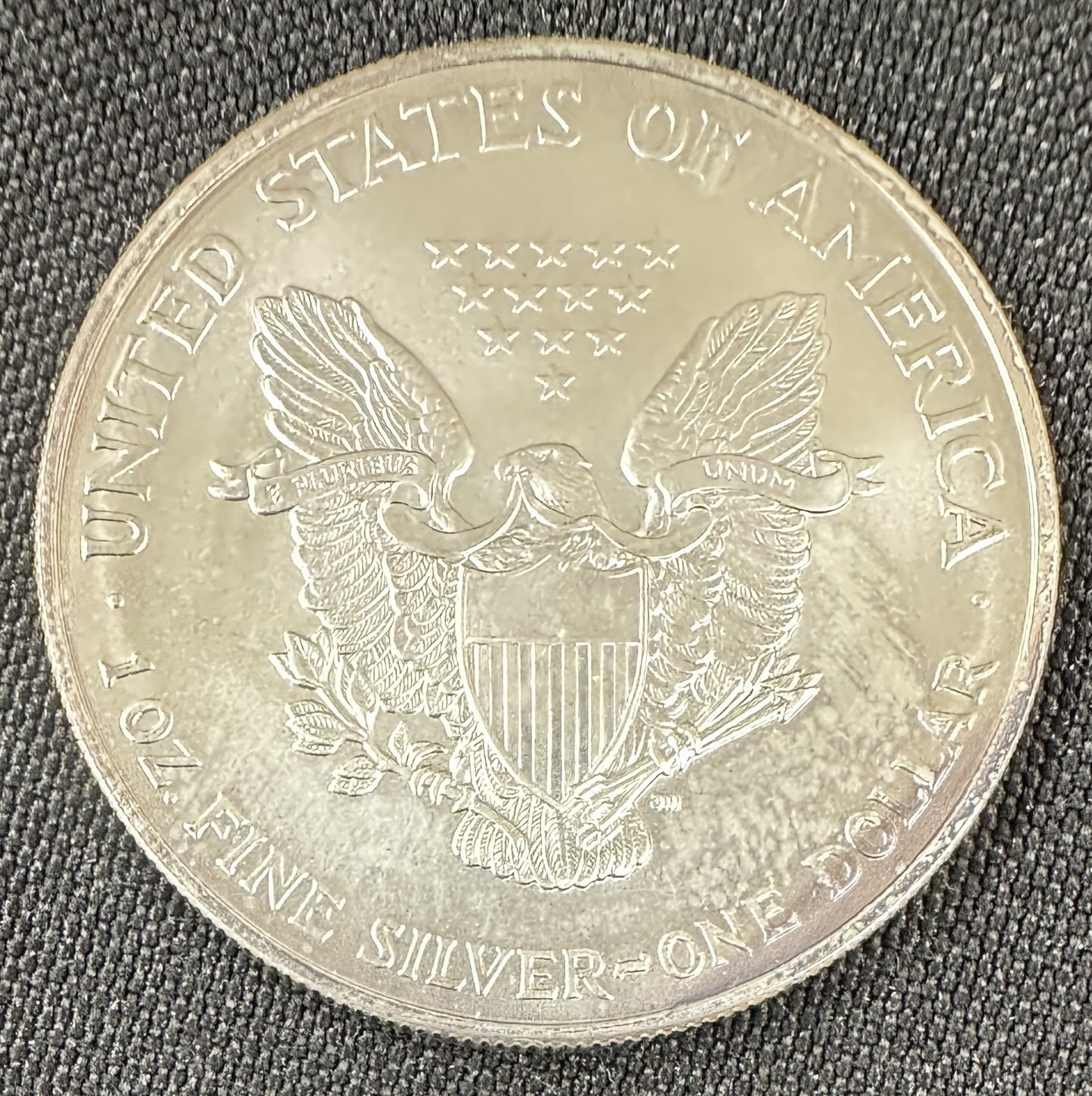 260408-13 2004 US American Silver Eagle 1 ozt Coin .999