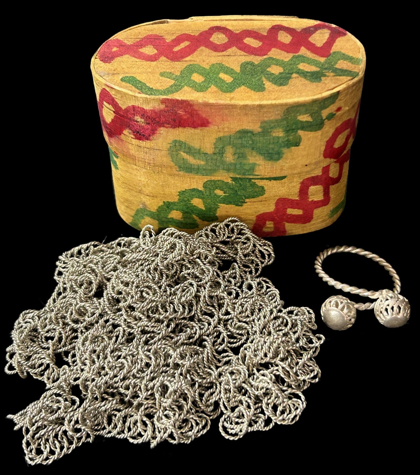 260225-6 Quikche Tribal Sterling Silver 72"L Chain & Ring