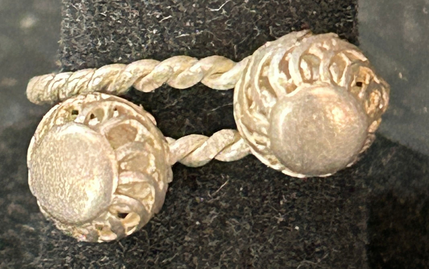 260225-6 Quikche Tribal Sterling Silver 72"L Chain & Ring