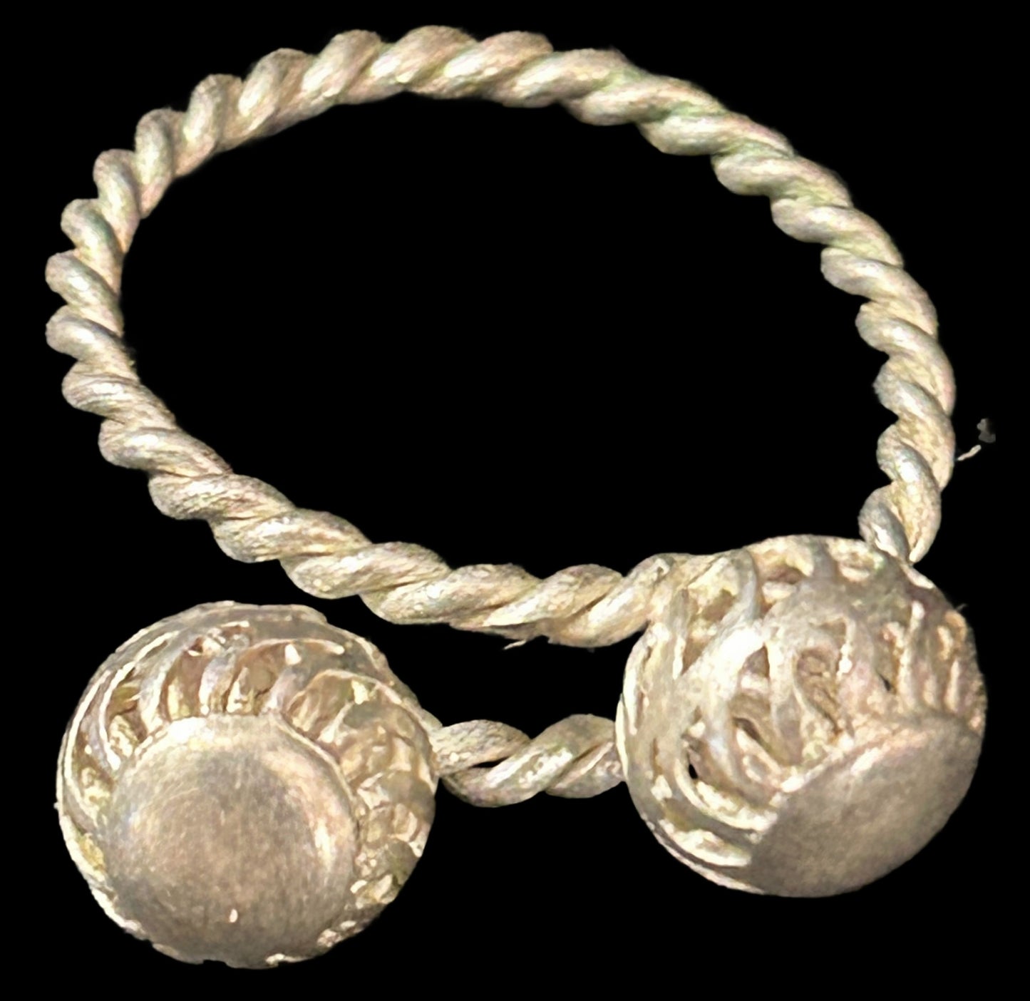 260225-6 Quikche Tribal Sterling Silver 72"L Chain & Ring