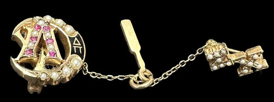 260429-3 10k Lamda Chi Alpha Fraternity Pin With Pearls & Rubies