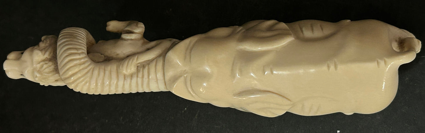 250611-4 Antique Chinese Carved Elephant With Lion In Tusk