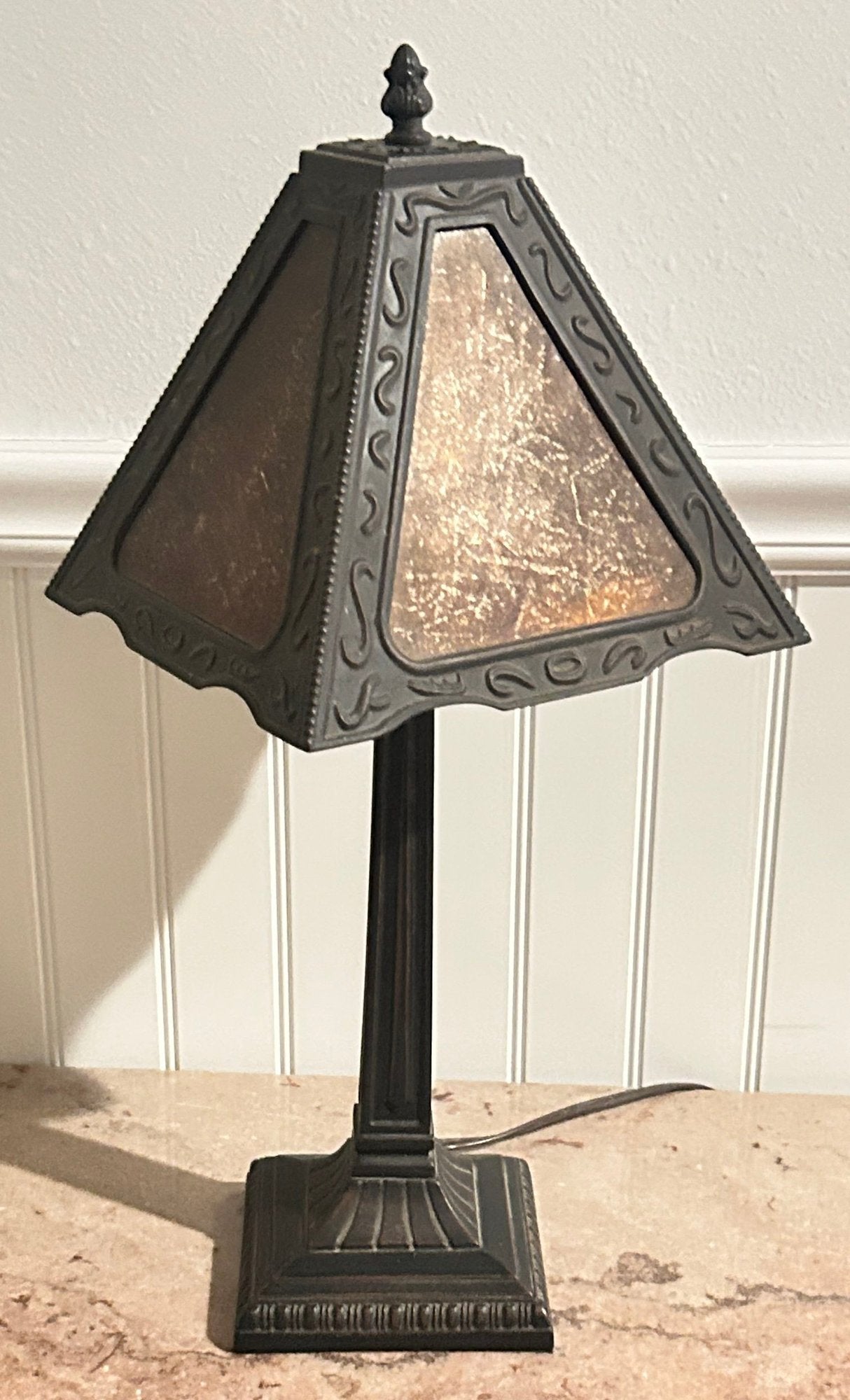 250827-6 Mica Shade Table Lamp, 21"H