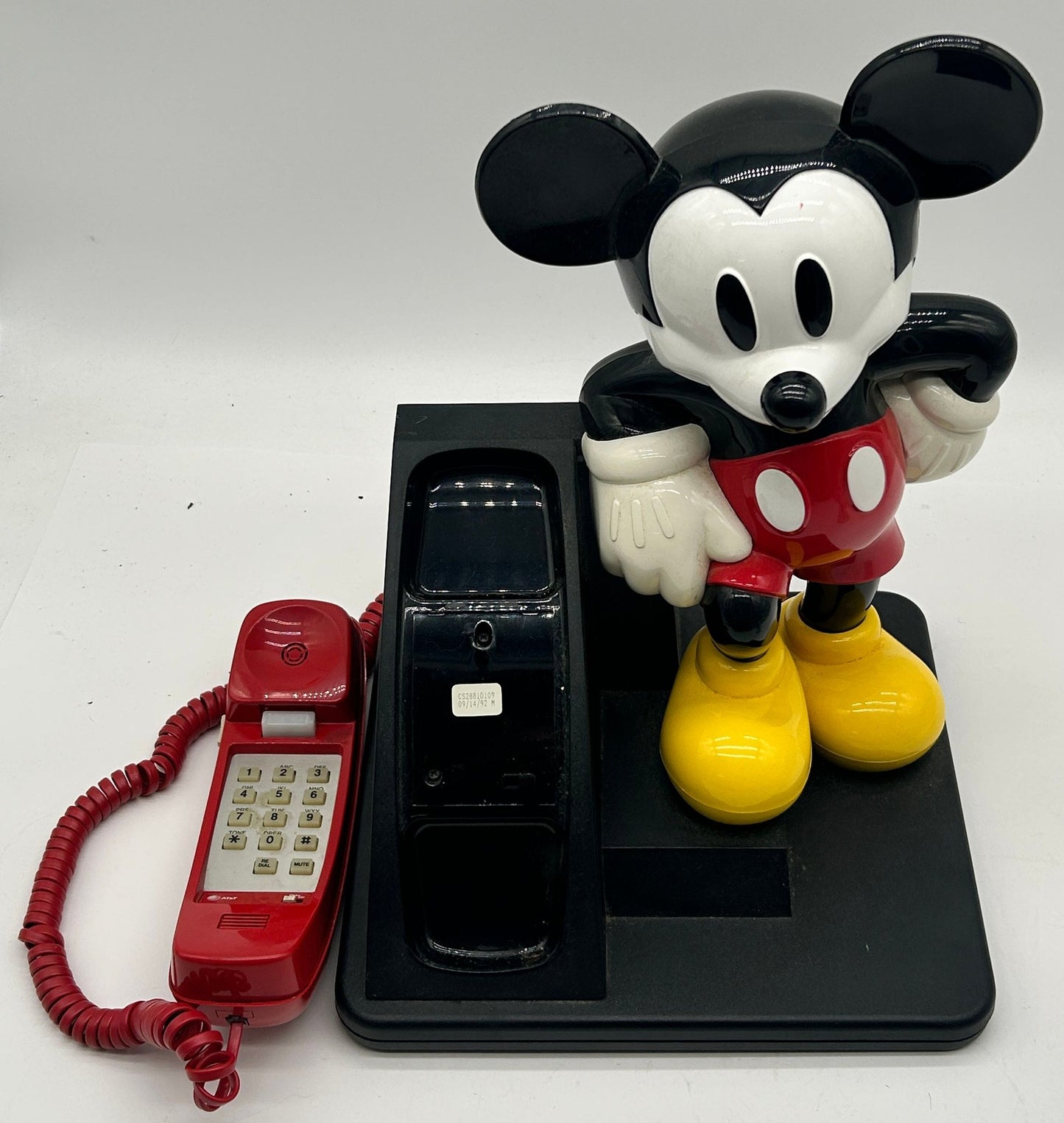 250827-19 Mickey Mouse Push Button Telephone