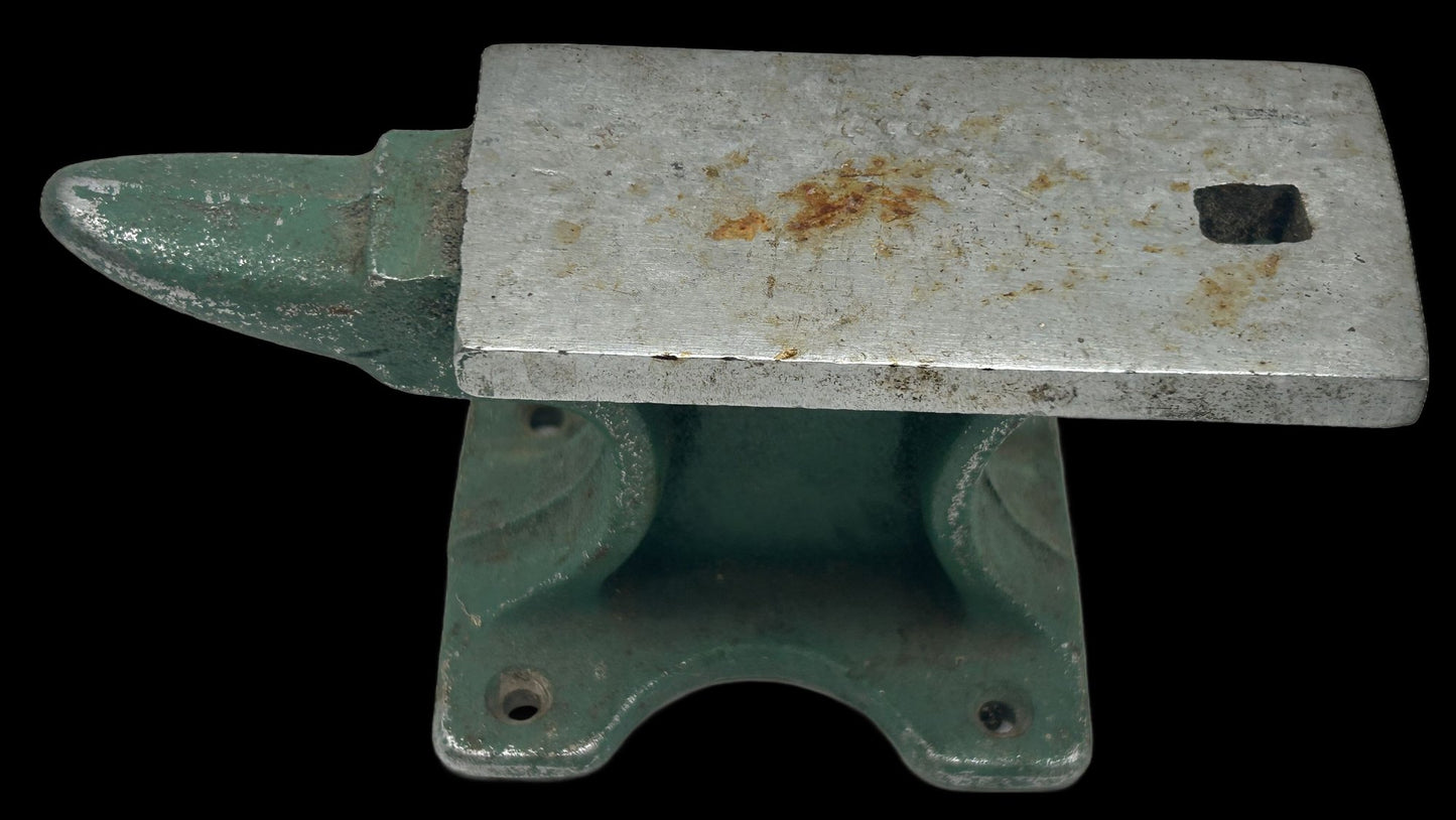 260708-5 Med Size Jeweler's Cast Iron Anvil