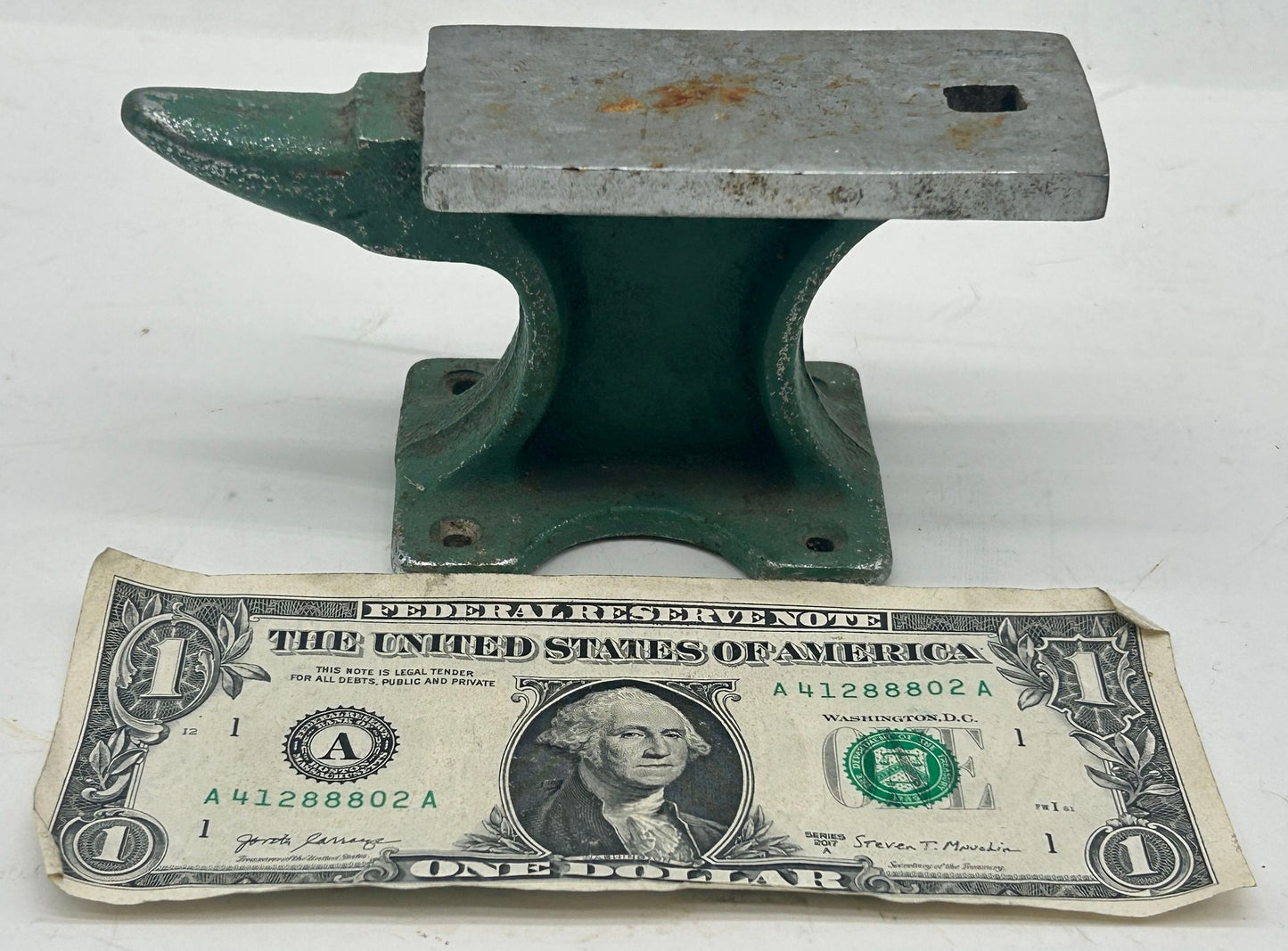 260708-5 Med Size Jeweler's Cast Iron Anvil