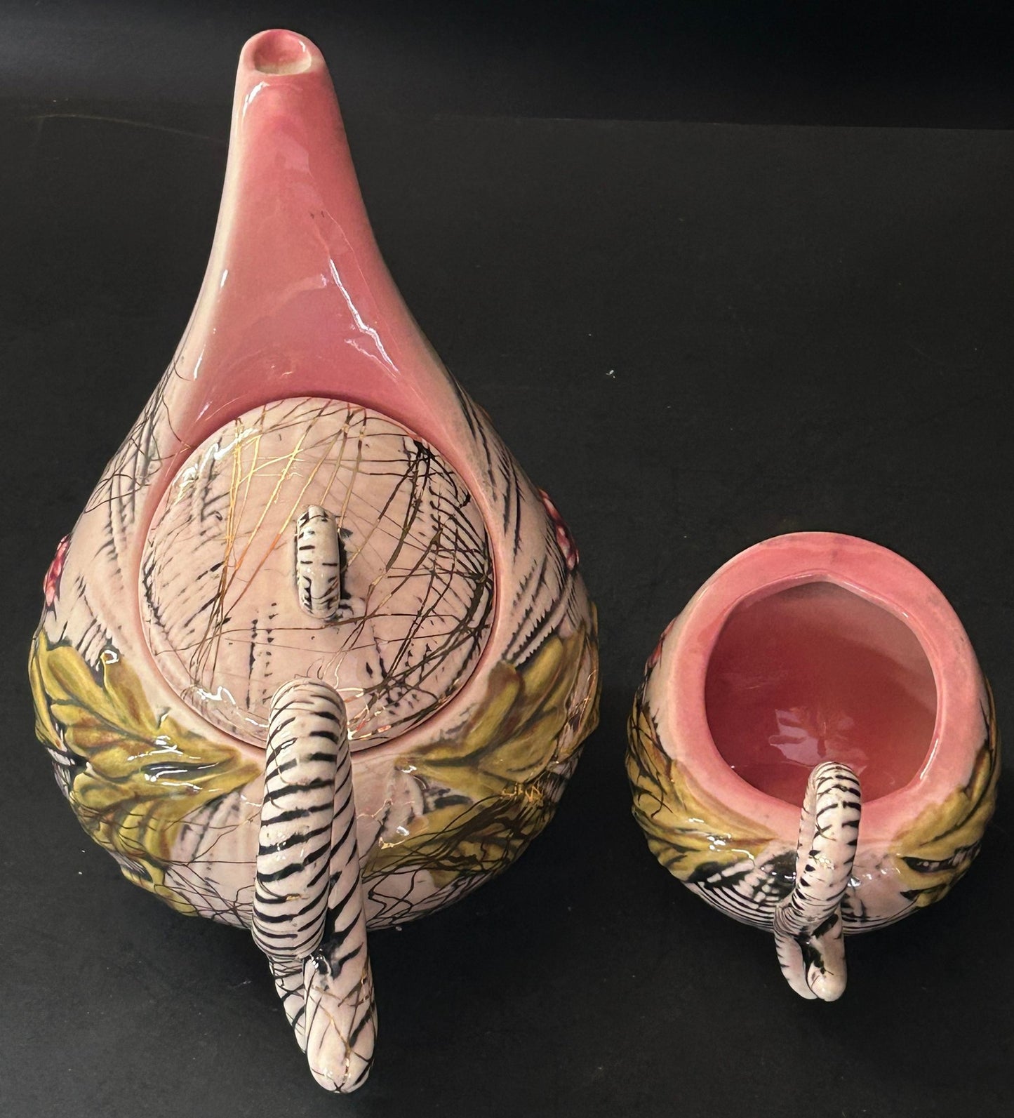 251210-17 MCM Hull Pink Blossom Flite Teapot & Creamer