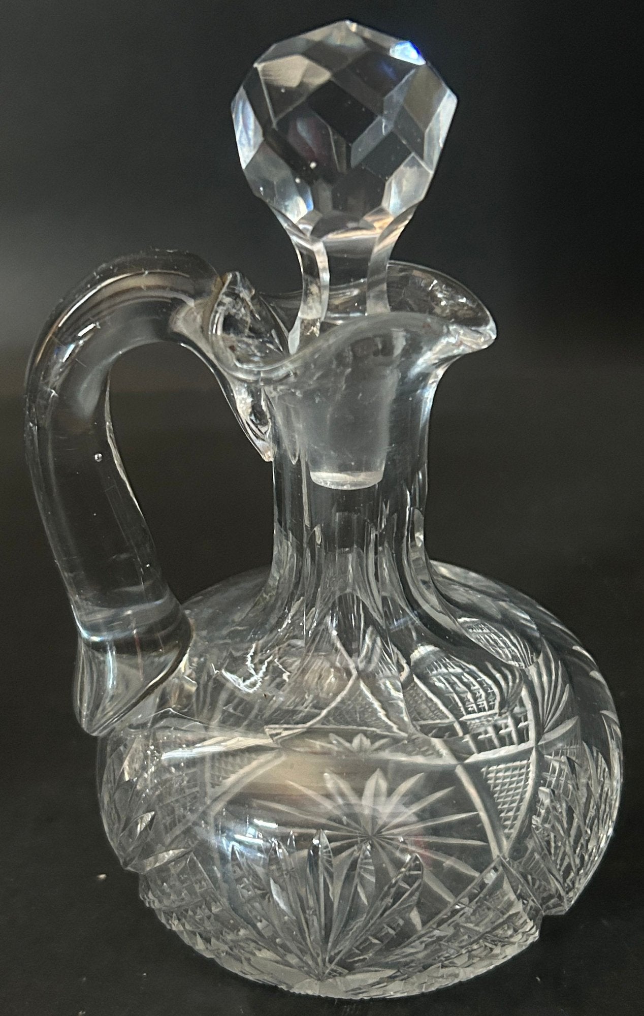 251210-18B Cut Lead Crystal Cruet With Stopper