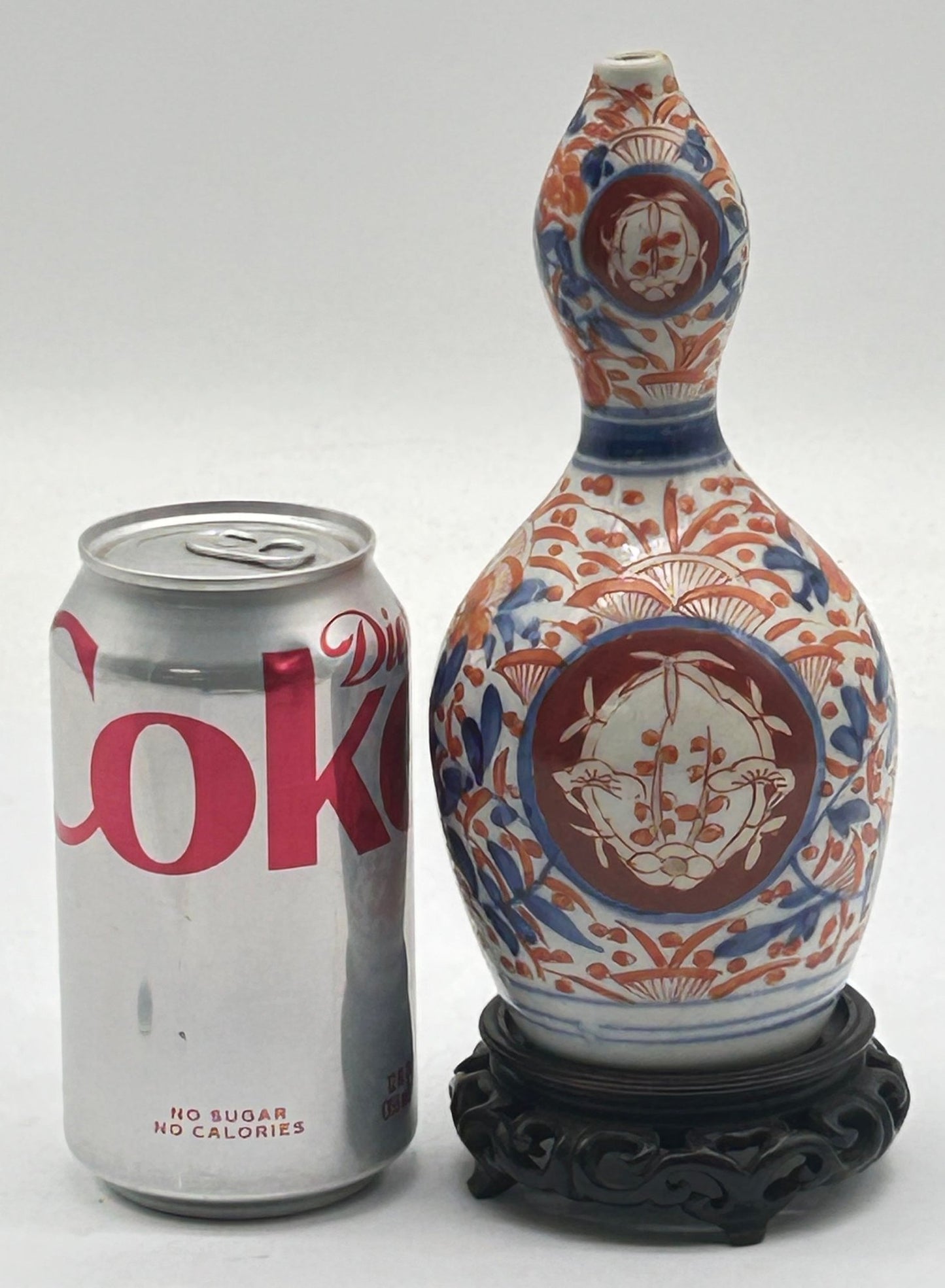 251210-34 Japanese Meiji Imari Double Gourd Vase on Rosewood Stand