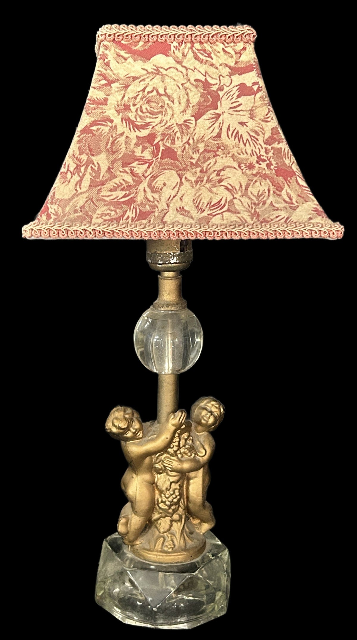 260729-2 Figural Spelter Boudoir Lamp